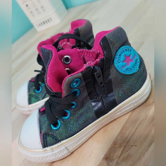 Converse Other - Converse Little Girls Sneakers size 6 great condition ! Mermaid colors hot pink